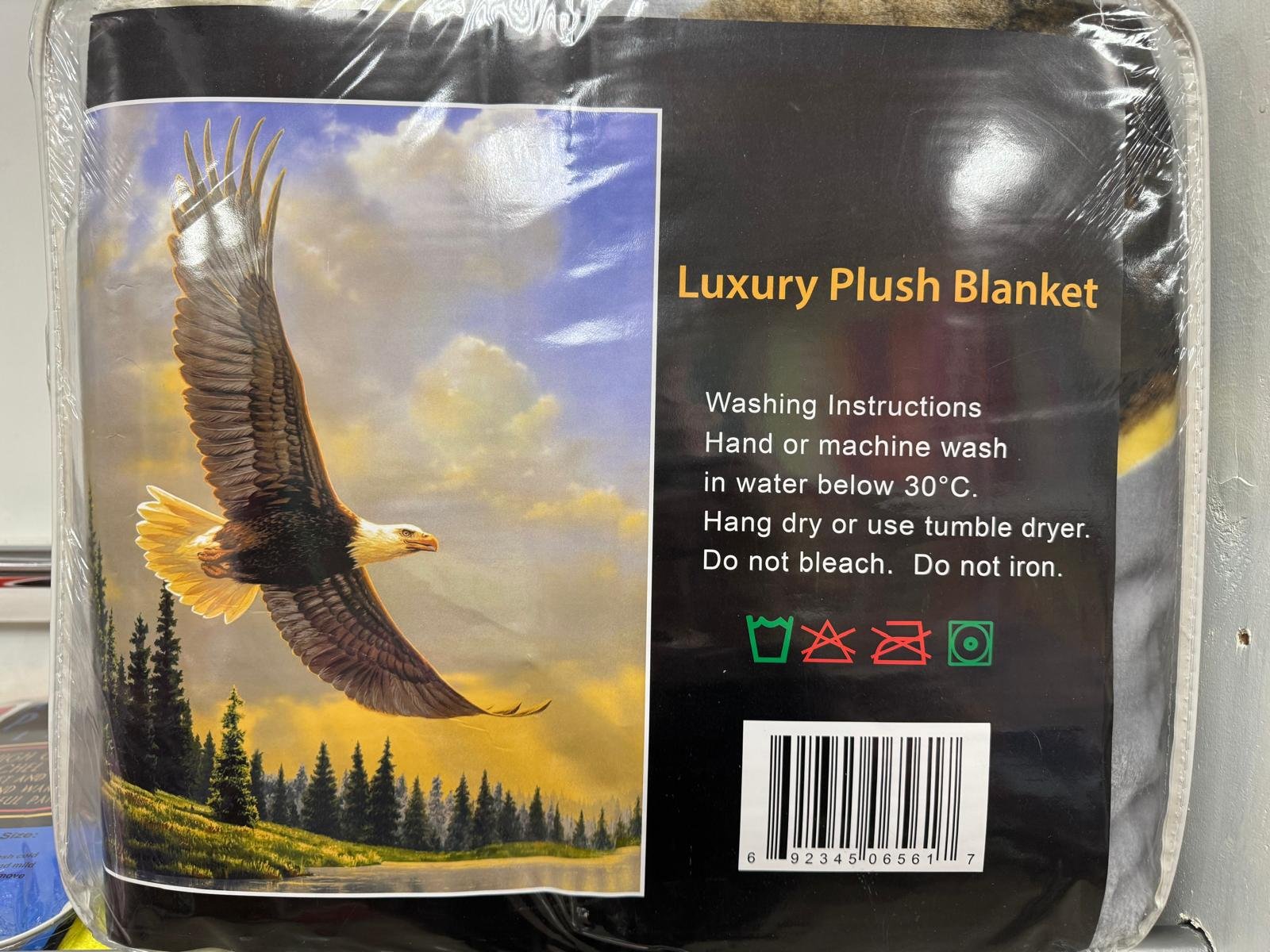 Tribal Luxe Plush Blanket - Image 2
